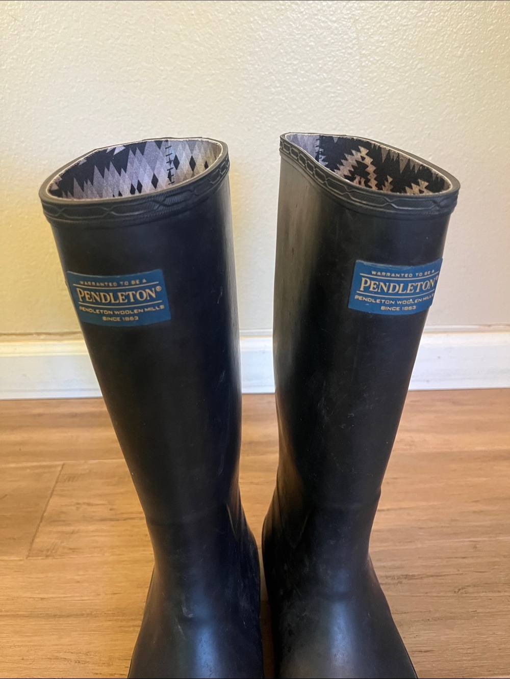 Pendleton Women's Classic Tall Slip-Resistant Rain Boot Size 8 - Picture 5 of 5